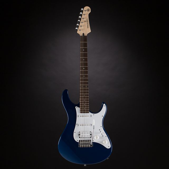 Yamaha Pacifica 012 DBM Guitarra Eléctrica Dark Blue Metallic 10