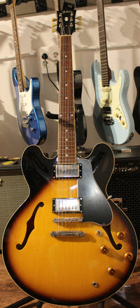 Tokai ES156 SB Guitarra Eléctrica Hollow Body Sunburst. Demo. 1