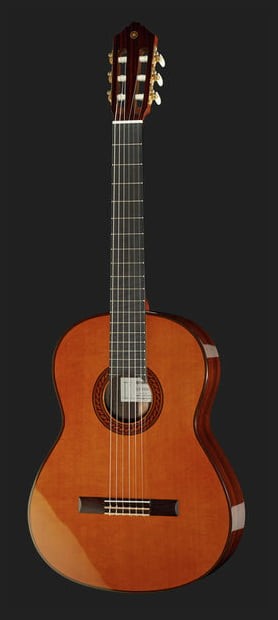 Yamaha CG192C Guitarra Española Cedro 2