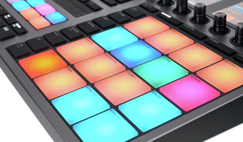 Native Instruments Maschine+ Groovebox 16