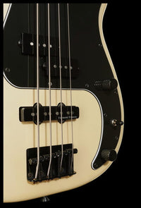 Fender Duff MCkagan Deluxe Precision Bass RW Bajo Eléctrico White Pearl 19