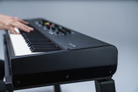 Yamaha CP73 Piano Digital de Escenario 8