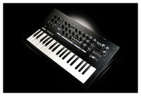 Korg Minilogue XD Teclado Sintetizador Analógico Polifónico 12