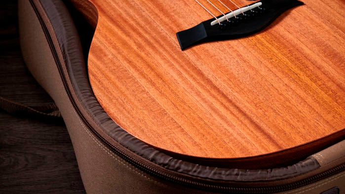 Taylor 24ce Guitarra Electroacústica Grand Auditorium 12