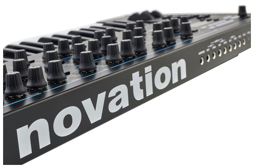 Novation Summit Teclado Sintetizador 61 Teclas 14