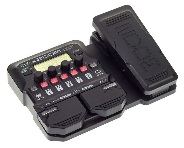 Zoom G1X Four Pedalera Multiefectos Guitarra