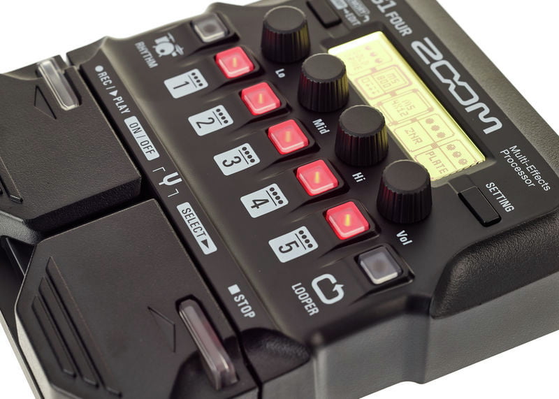 Zoom G1 Four Pedalera Multiefectos Guitarra