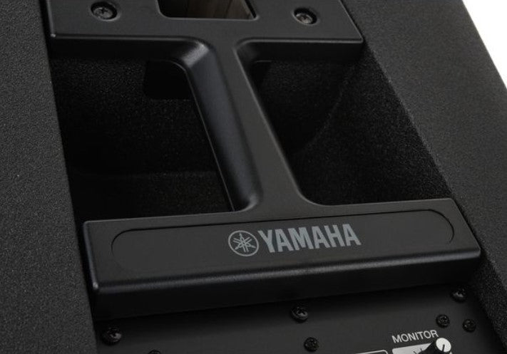 Yamaha Stagepas1K MKII Sistema de PA Portátil 15