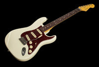 Fender American Professional II Stratocaster RW Guitarra Eléctrica Olympic White 16