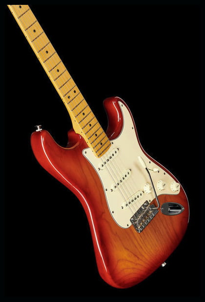 Fender American Professional II Stratocaster MN Guitarra Eléctrica Sienna Sunburst 19