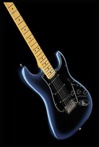 Fender American Professional II Stratocaster MN Guitarra Eléctrica Dark Night 17