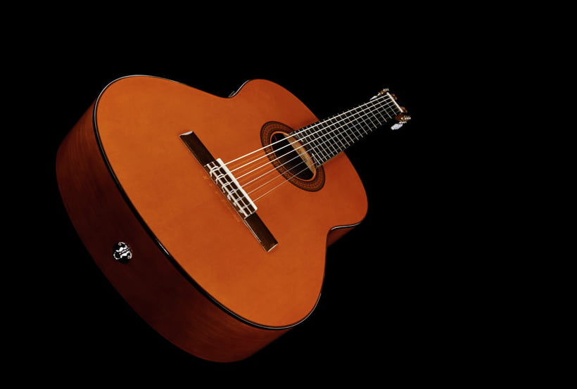 Yamaha CGX102 Guitarra Española Electrificada 11