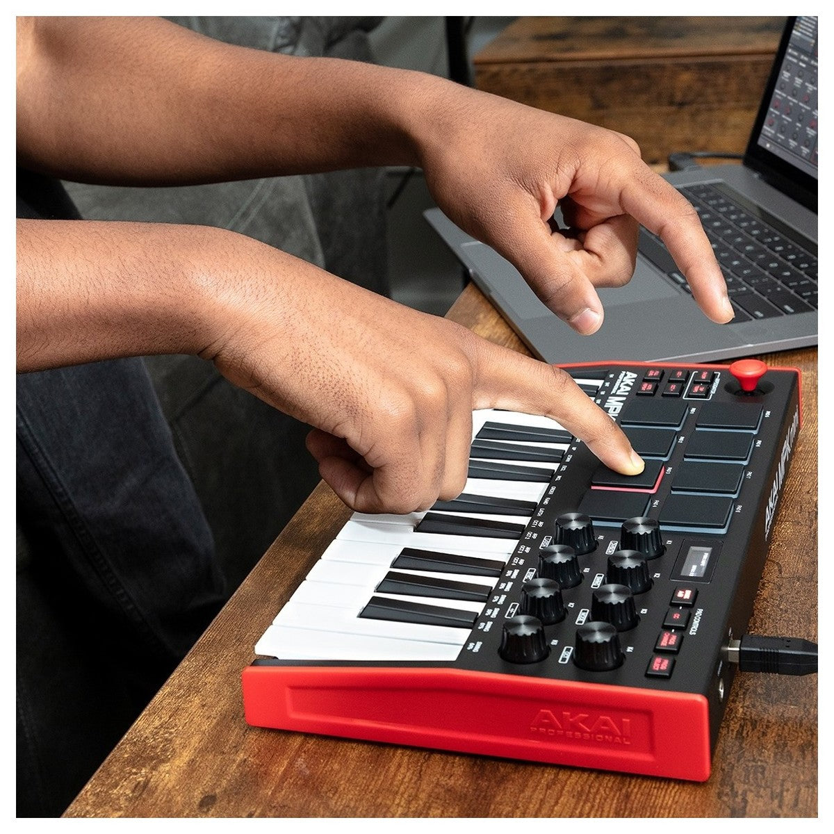 AKAI MPK Mini MK3 Teclado Controlador USB 7