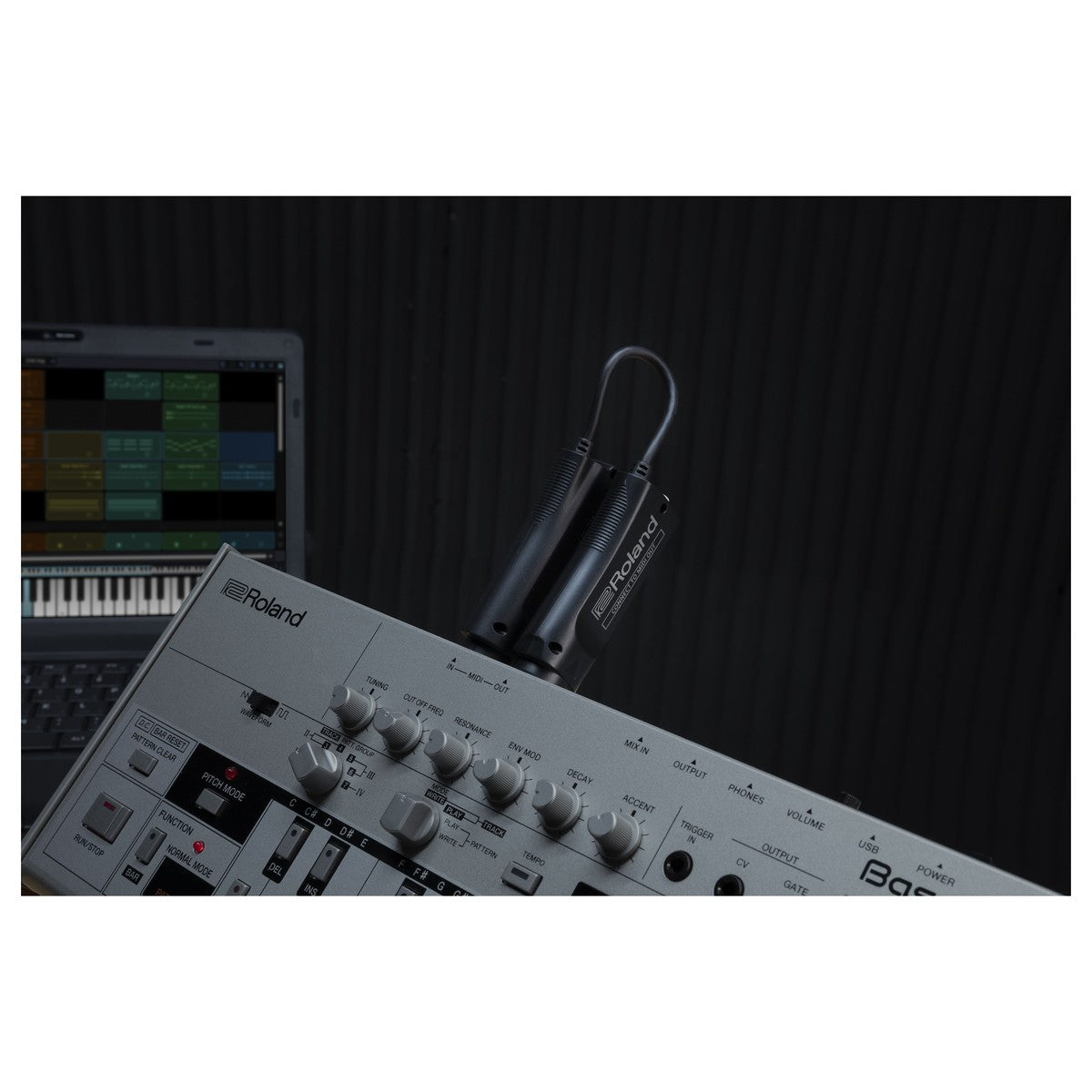 Roland WM1 Adaptador Midi Inalámbrico 4