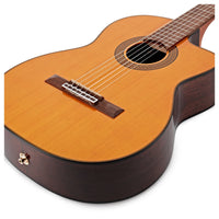 Takamine GC5CE NAT Guitarra Española Electrificada 4