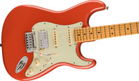 Fender Player Plus Stratocaster HSS MN Guitarra Eléctrica Fiesta Red 3