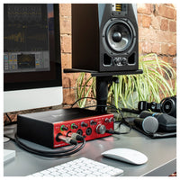 Focusrite Clarett+4 Pre Interfaz de Audio USB 12