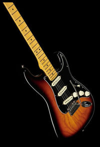 Fender American Ultra Luxe Stratocaster MN Guitarra Eléctrica 2 Tonos Sunburst 18