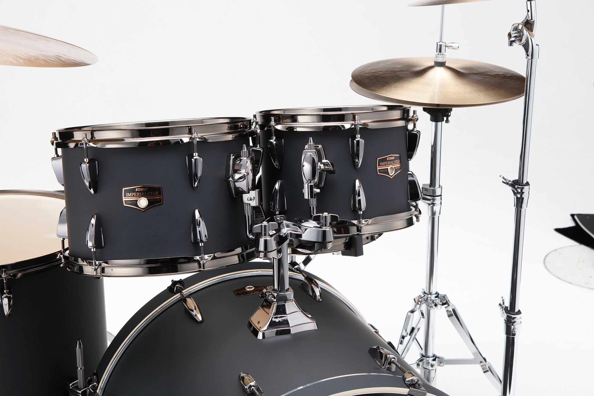 Tama IP52H6Wbn BOB Imperialstar Batería Acústica con Herrajes Blacked Out Black 4