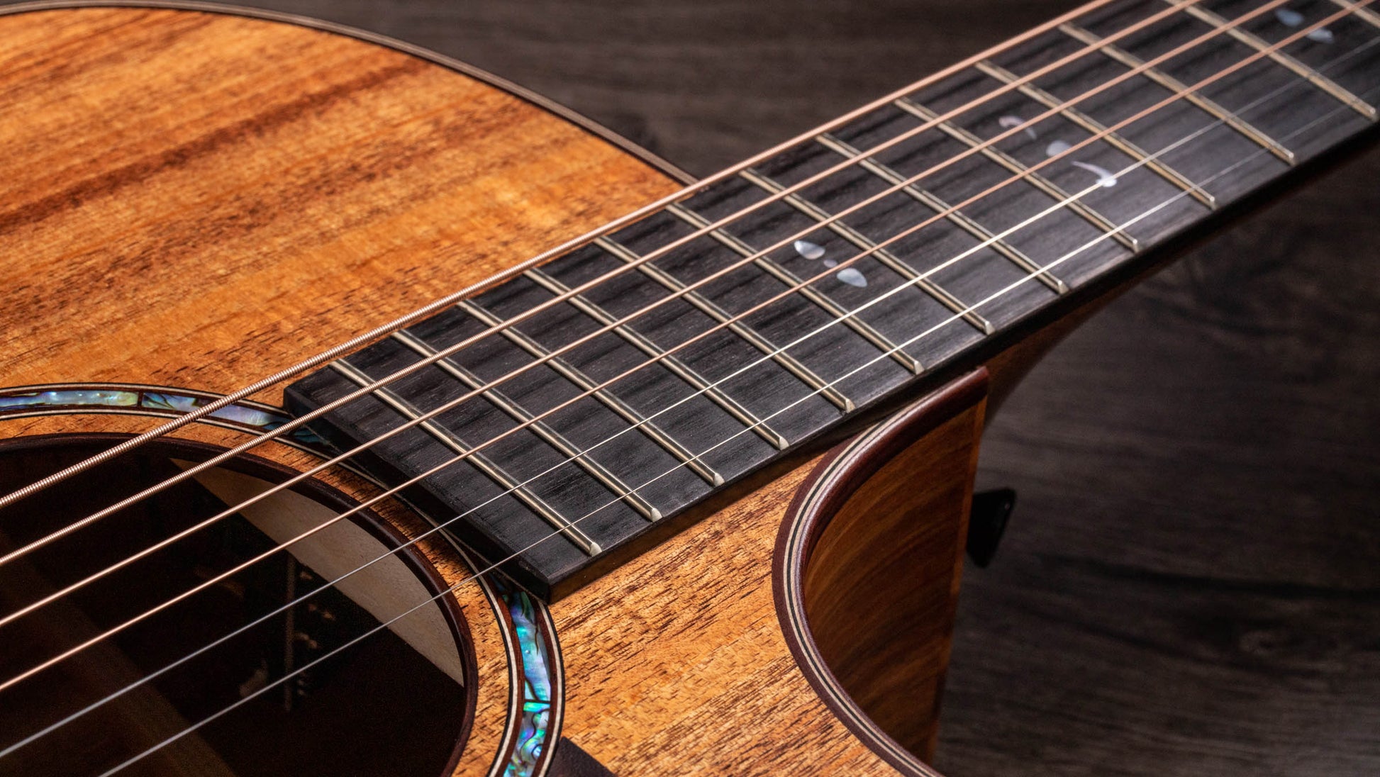 Taylor 724CE Guitarra Electroacústica Gran Auditorio Natural 4