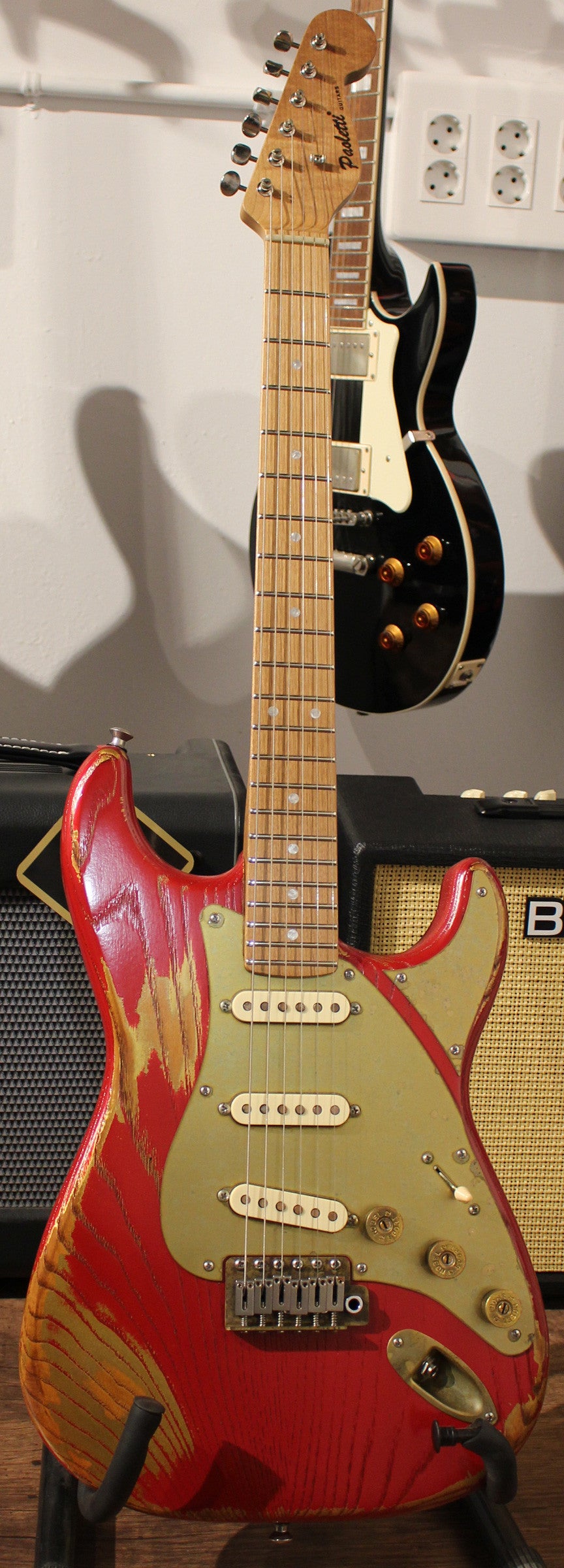 Paoletti Guitars Stratospheric Loft SSS RMN Guitarra Eléctrica Gold Ruby 2