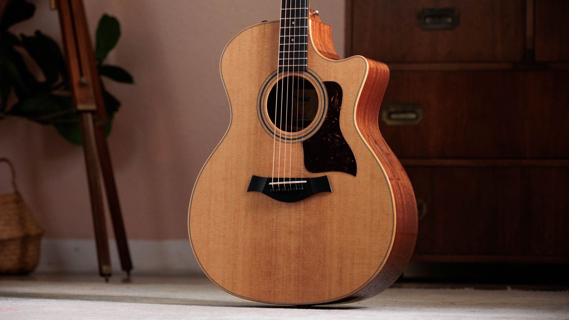 Taylor 314ce Studio NAT Guitarra Electroacústica Grand Auditorium Natural 13