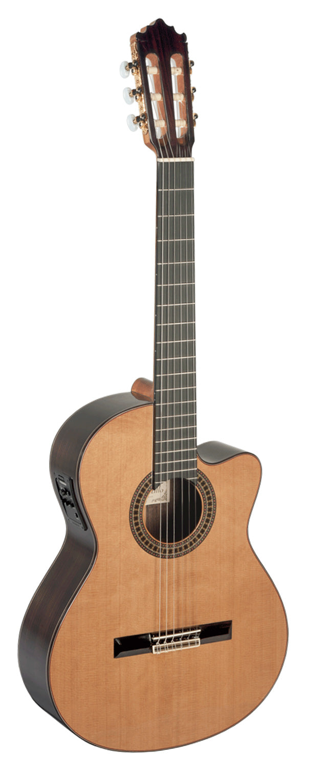 Paco Castillo 235TE Guitarra Española Cuerpo Estrecho Electrificada 1