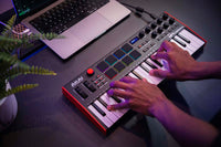 AKAI MPK Mini Plus Teclado Controlador USB 23