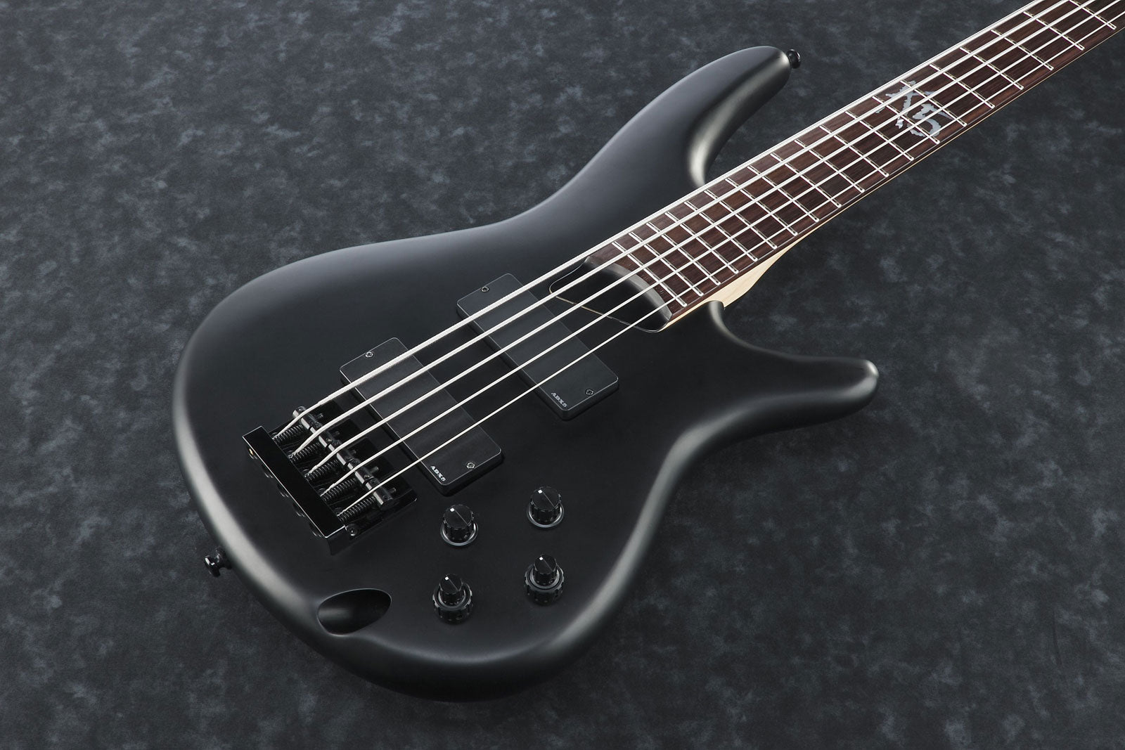 Ibanez K5 BKF Fieldy Bajo Eléctrico 5 Cuerdas Black Flat 9