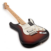 Fender Player Stratocaster HSS MN Guitarra Eléctrica 3 Colores Sunburst 9