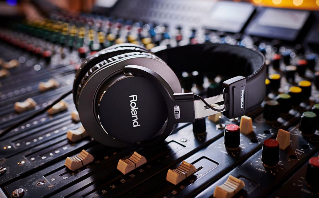 Roland RH300 Auriculares Cerrados 3