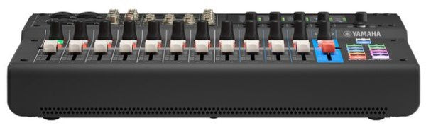 Yamaha MGX12VB Mesa de Mezclas 12 Canales Negra 4