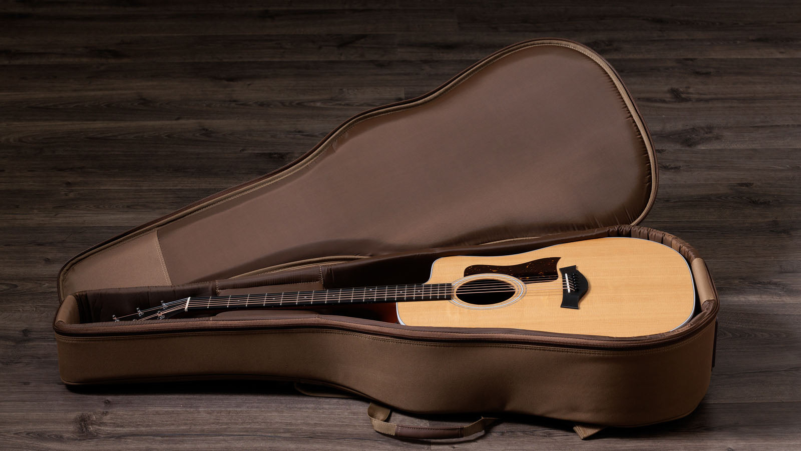 Taylor 210CE Guitarra Electroacústica Dreadnought 11