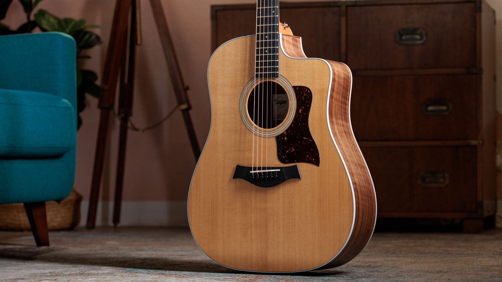 Taylor 210CE Guitarra Electroacústica Dreadnought 13