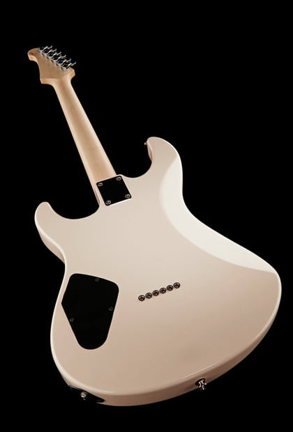 Yamaha Pacifica 120H VW Guitarra Eléctrica Vintage White 18