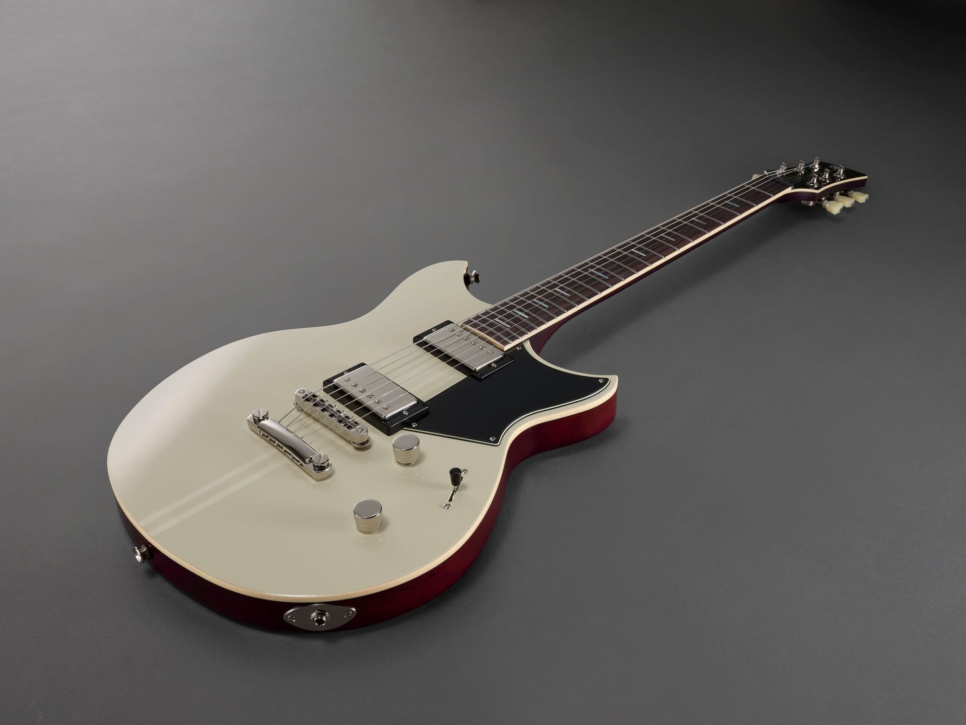 Yamaha RSS20 VW Revstar Standard HH Guitarra Eléctrica Vintage White 5