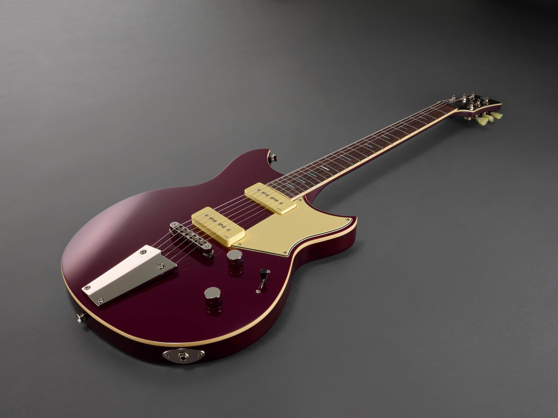 Yamaha RSS02T HTM Revstar Standard SS Guitarra Eléctrica Hot Merlot 5