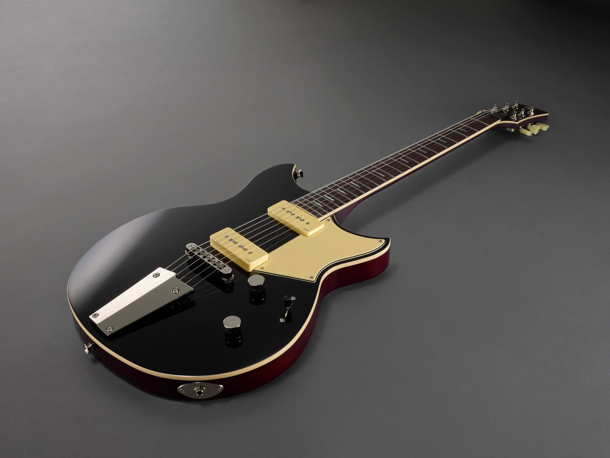 Yamaha RSS02T BL Revstar Standard SS Guitarra Eléctrica Negra 5