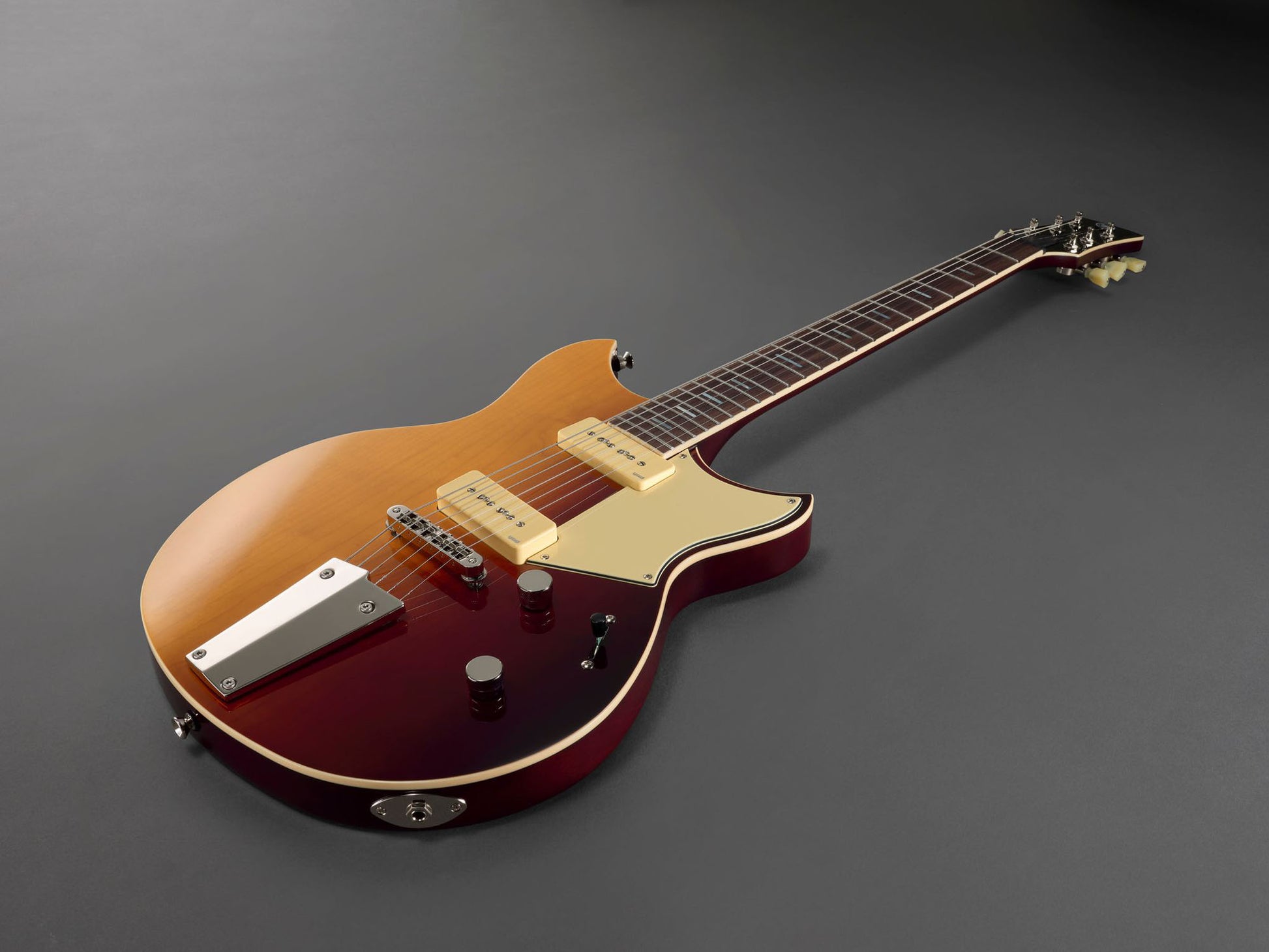 Yamaha RSS02T SSB Revstar Standard SS Guitarra Eléctrica Sunset Burst 5