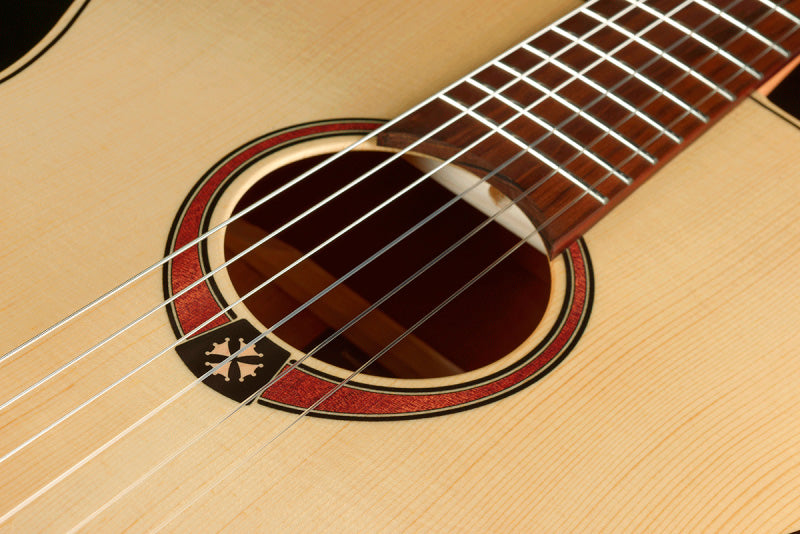LAG TN70A Guitarra Acústica Nylon Auditorio Natural 4