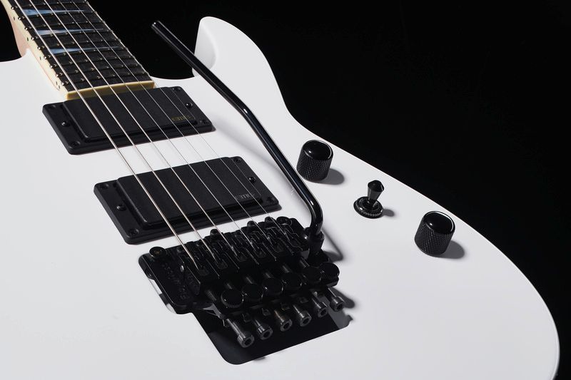 Jackson USA Select Dinky DK1 EB Guitarra Eléctrica Snow White 9