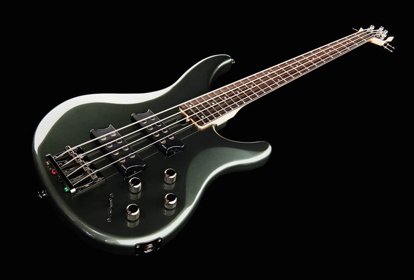 Yamaha TRBX304 MGR Bajo Eléctrico Mist Green 11