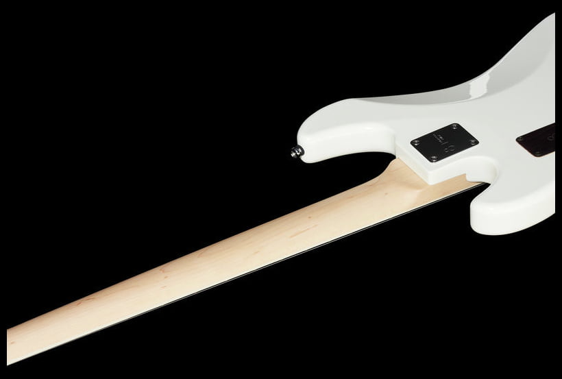 Marcus Miller P7 Alder-5 2nd Gen AWH Bajo Eléctrico 5 Cuerdas Antique White 11