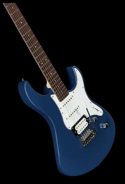 Yamaha Pacifica 112V UBL Guitarra Eléctrica United Blue 20