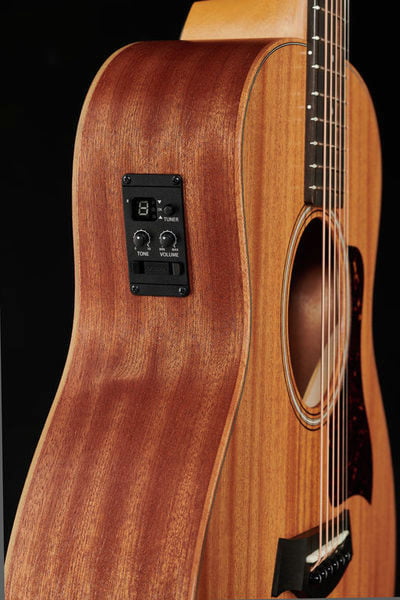 Taylor GS Mini E Mahogany Guitarra Electroacústica 18