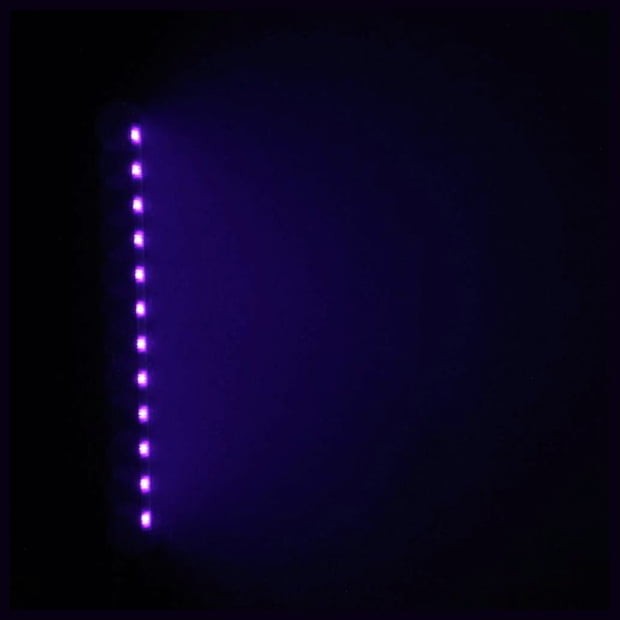 Cameo UV BAR 200 IR Barra de Leds UV 12X3W 6