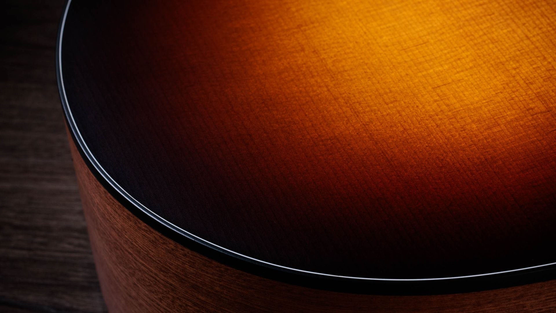 Taylor 114CE SB Guitarra Electroacústica Grand Auditorium Sunburst Top 3