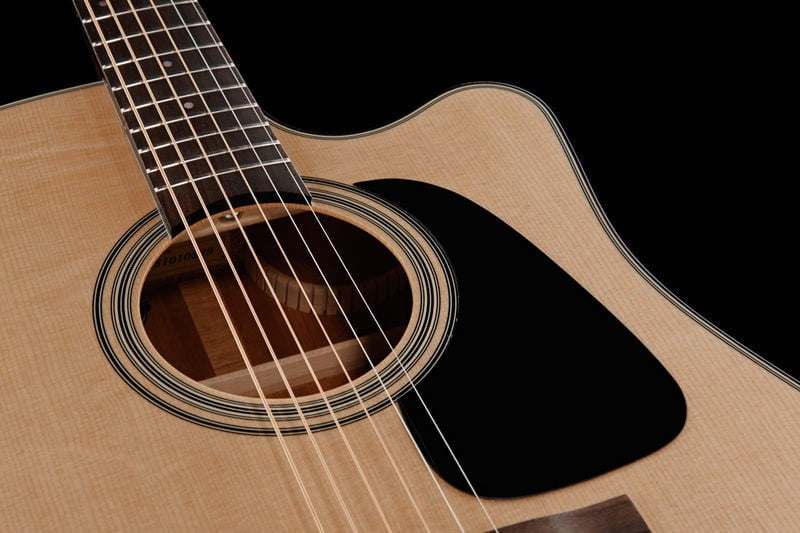 Takamine P2DC Guitarra Electroacústica Dreadnought 14