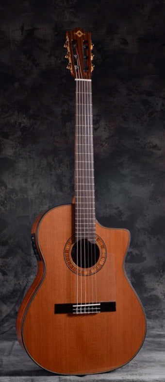 Martinez MP14MH Guitarra Clásica Electrificada Crossover 1