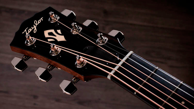 Taylor Gold Label 714E SB Cream Guitarra Electroacústica Gran Auditorio Sunburst 6